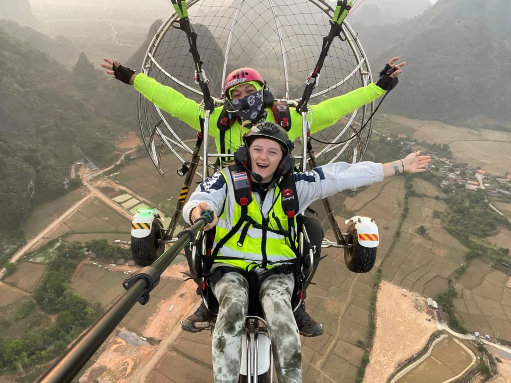 Paramotor adventure in Vang Vieng Paramotor adventure in Vang Vieng