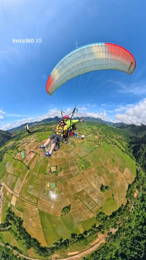 vang vieng paramotor 360 insta angle view